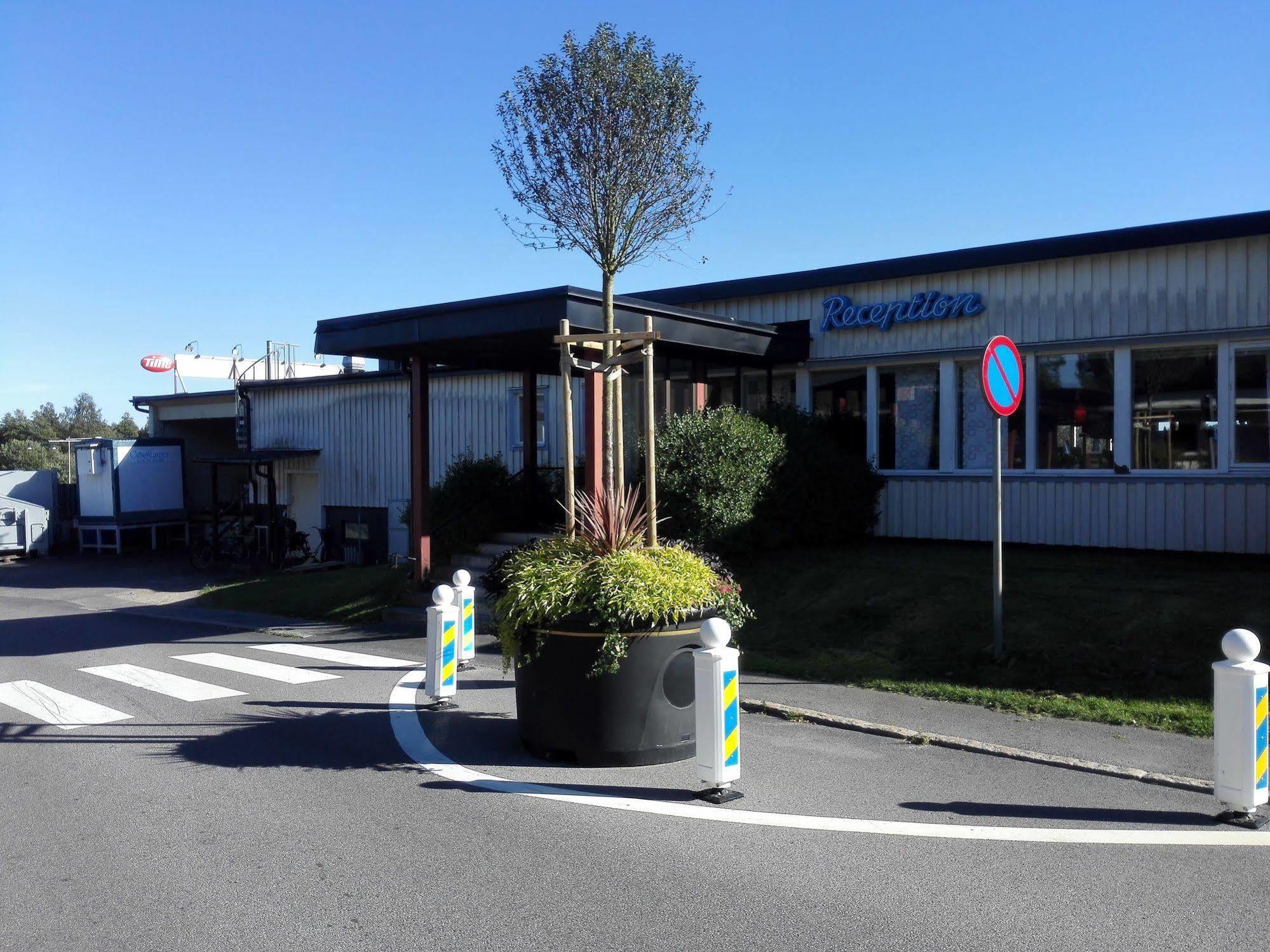 Hotel Rastpunkt Laxå Exterior foto
